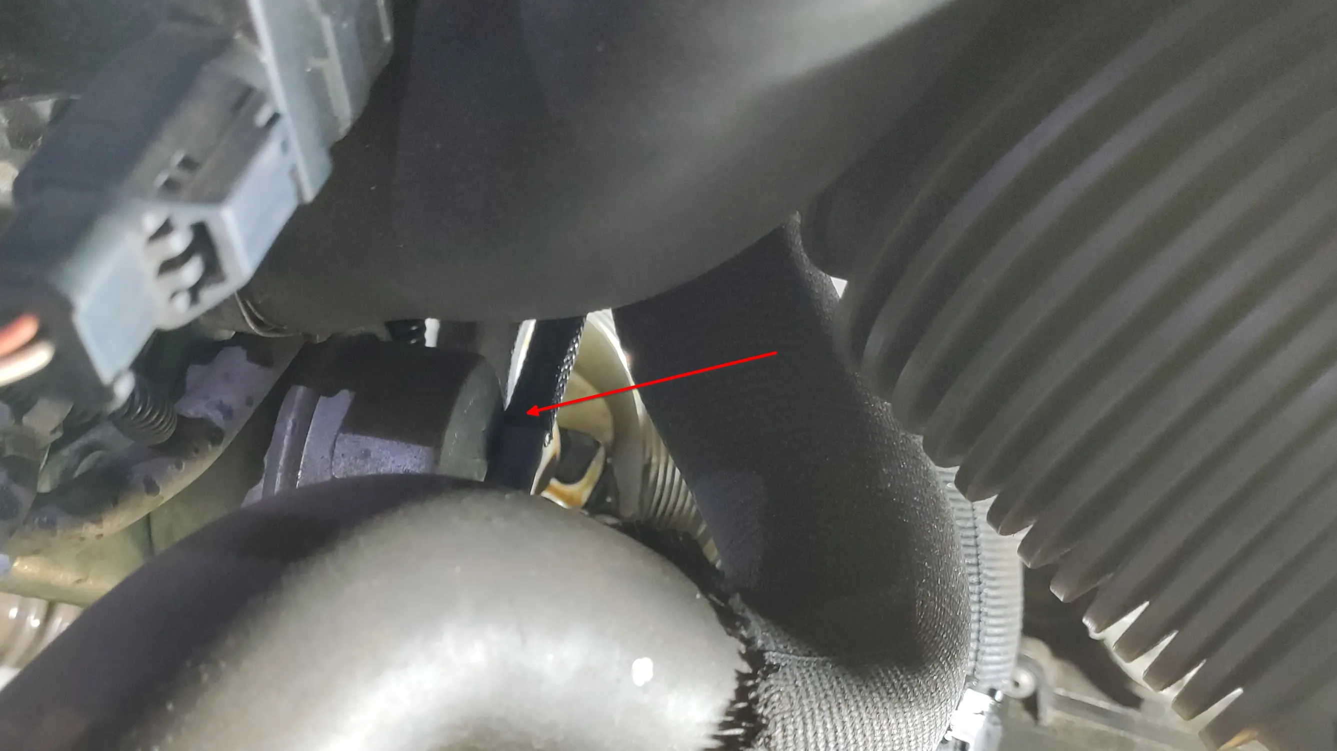 The oil filter cap